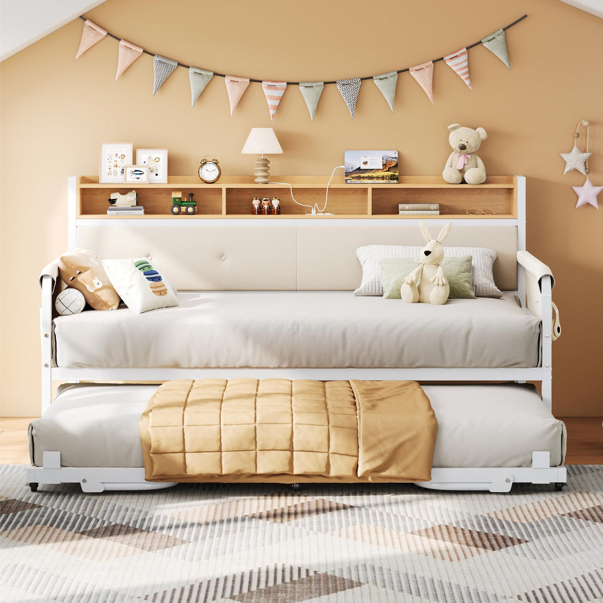 White Daybed with Trundle B6972